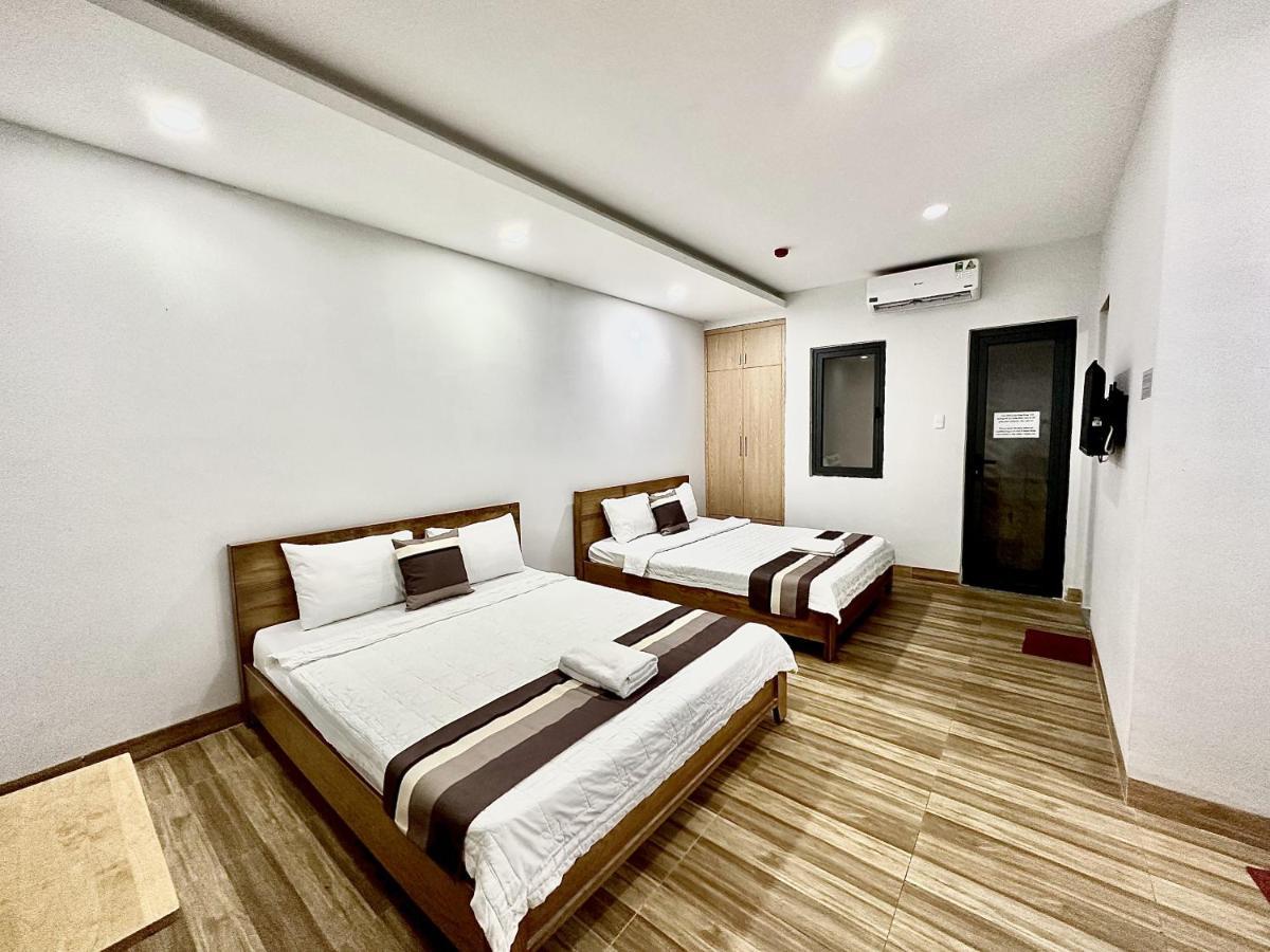 The Jade Hotel Near Tan Son Nhat Airport ホーチミン市 エクステリア 写真