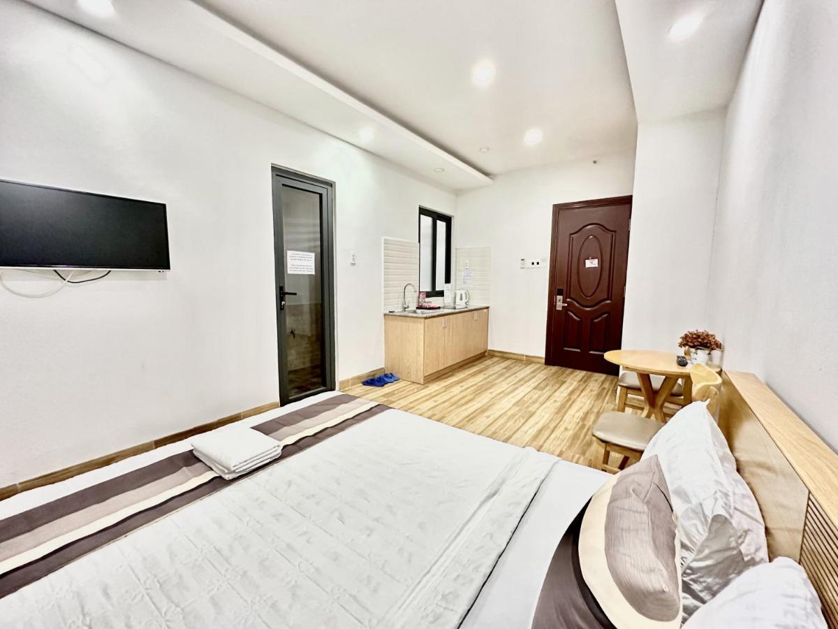 The Jade Hotel Near Tan Son Nhat Airport ホーチミン市 エクステリア 写真